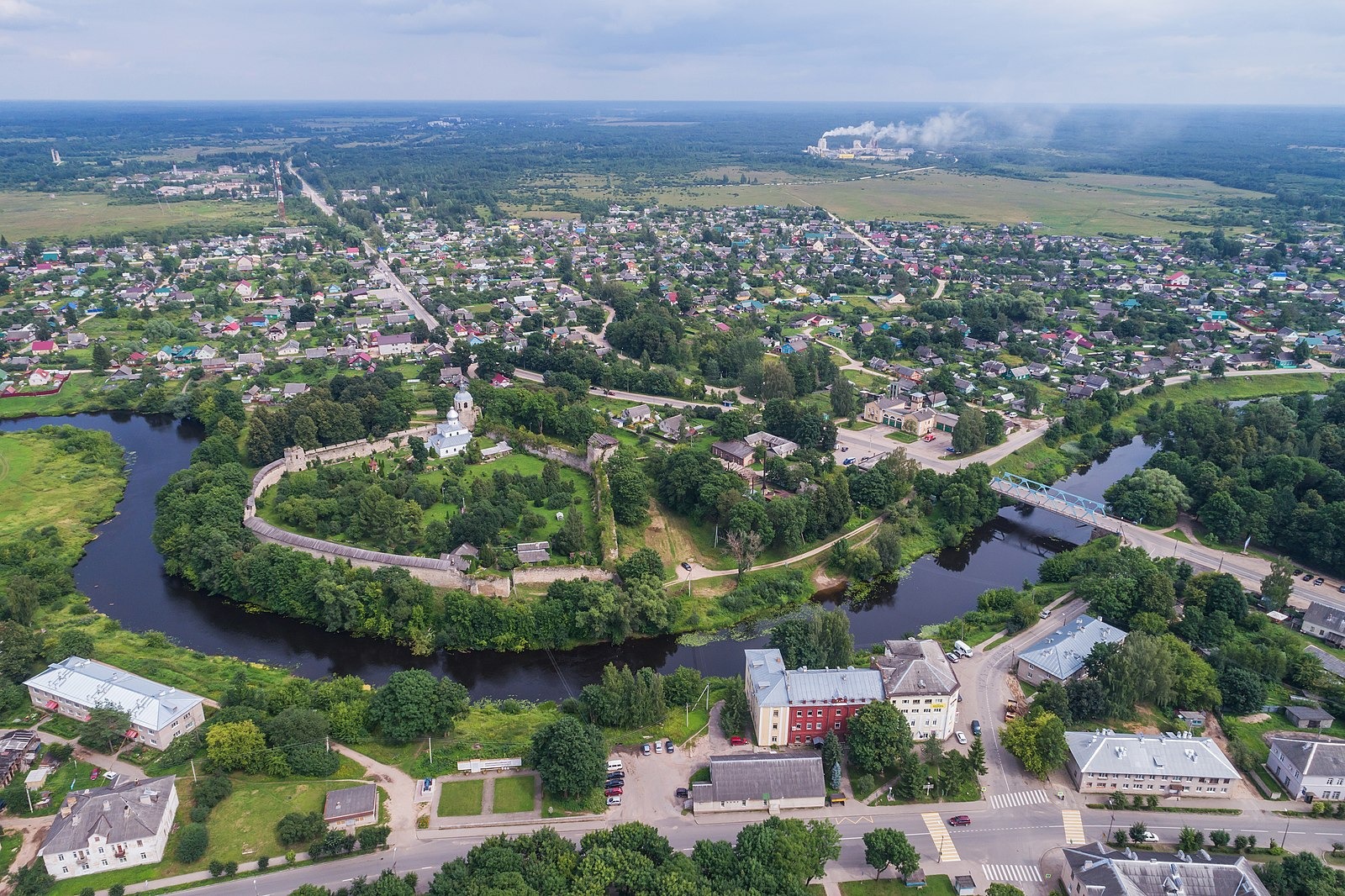 В пяти районах Псковской области назначены сессии о преобразовании их в муниципальные округа